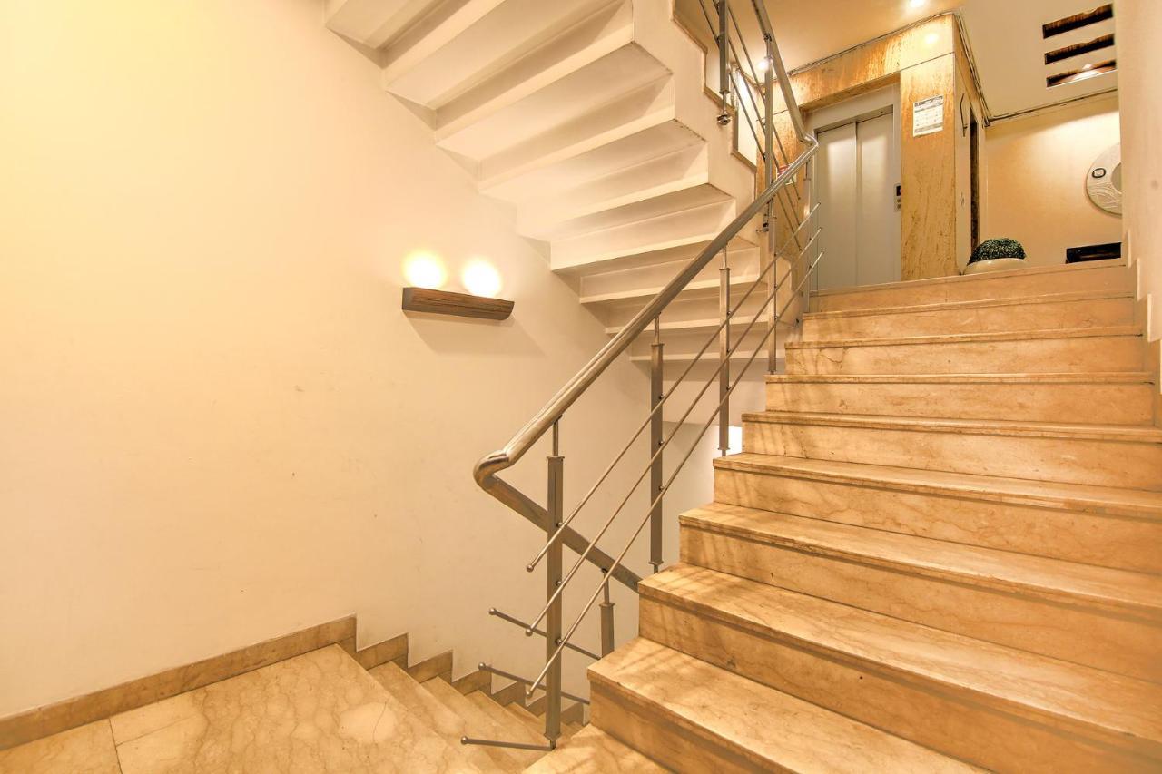 Fabexpress Le Grand Hotel New Delhi Exterior photo